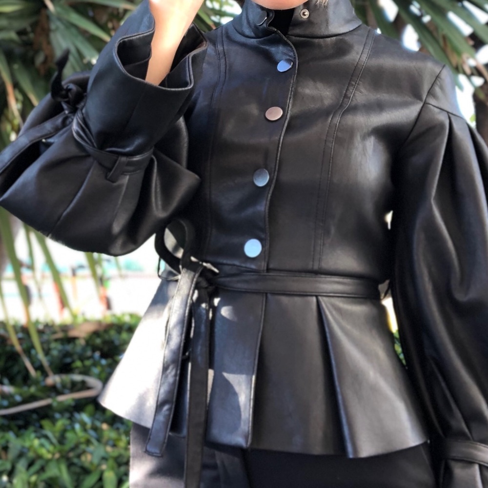 Fashionable Black leather jacket